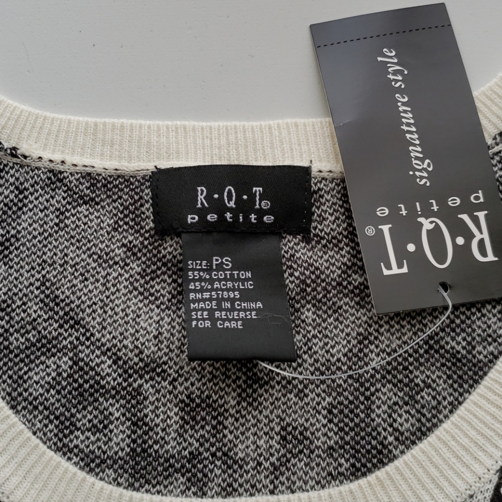 RQT Northern Lights Preppy Fire Made Easy Sweater - Picture 11 of 13
